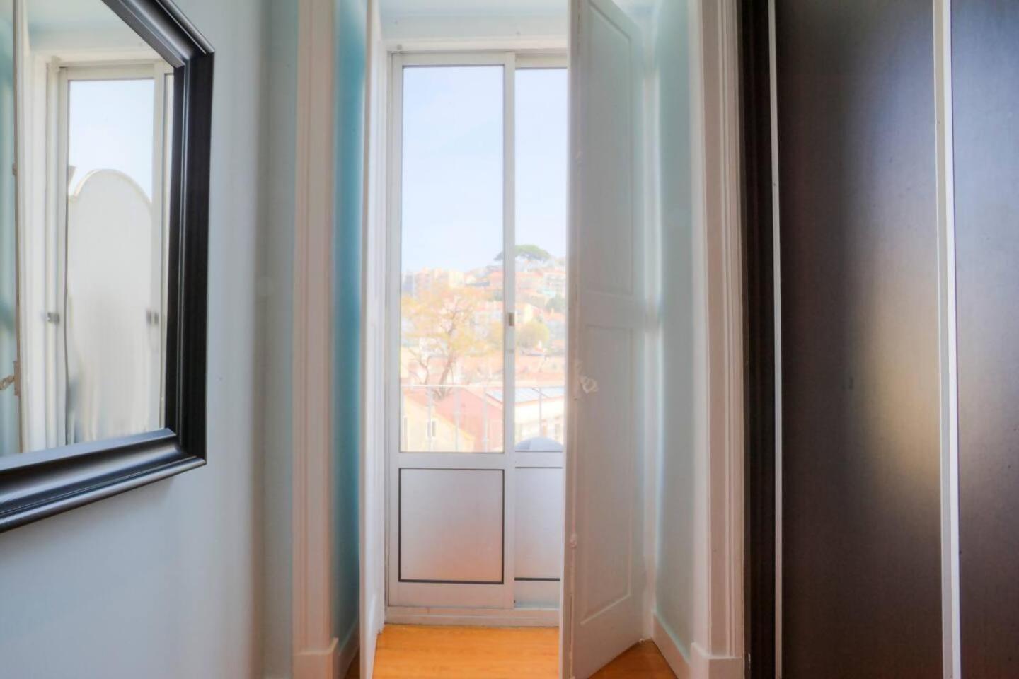 Martim Moniz Apartment Lisbona Esterno foto